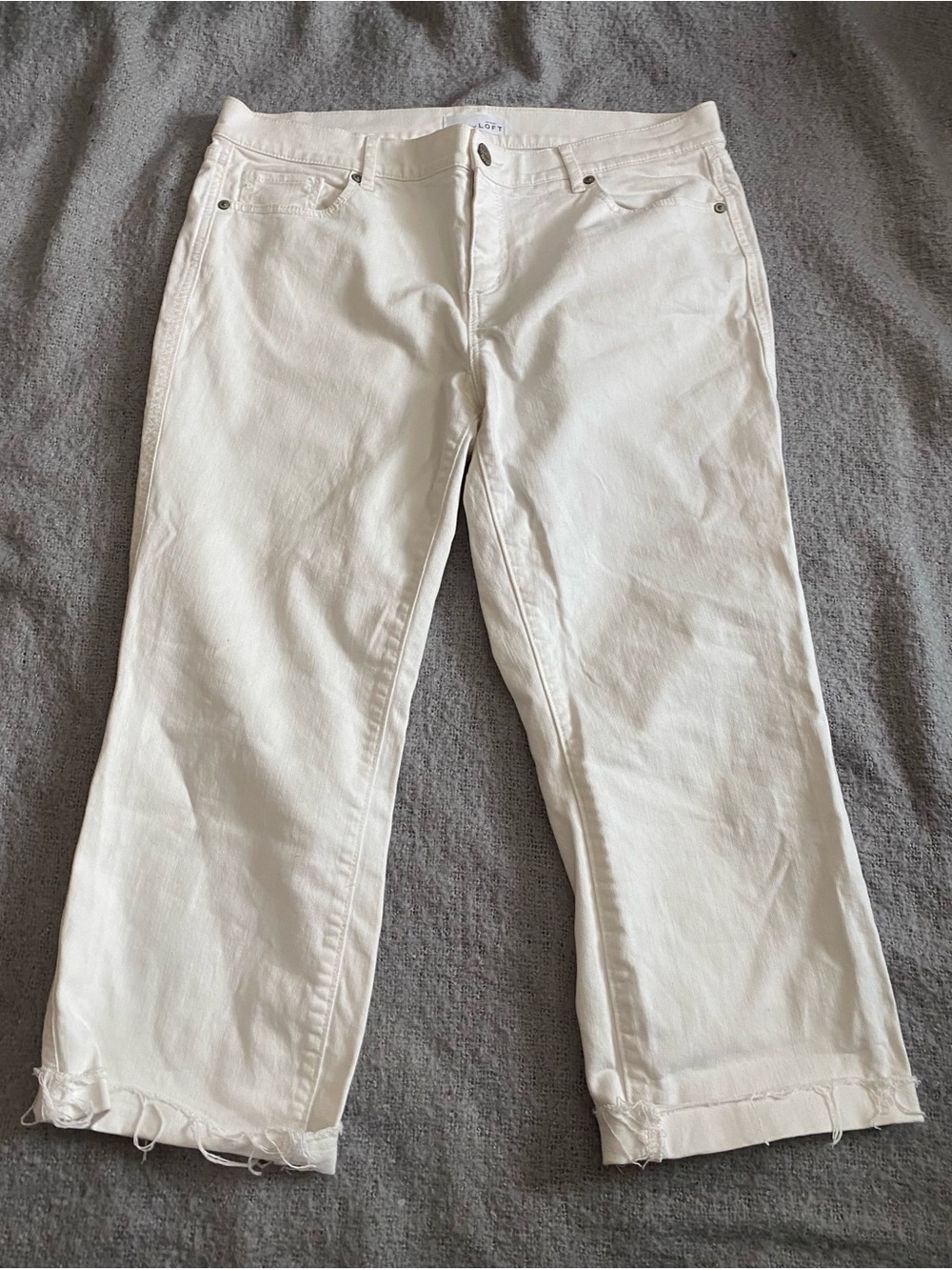 LOFT Cream Cropped Ankle Jeans with Raw Hem